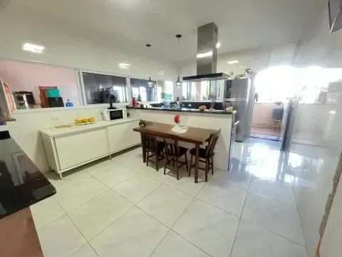 Casa 3 dormitórios para Venda, Vila Furquim, 3 dormitórios, 1 suíte, 3 banheiros, 4 vagas
