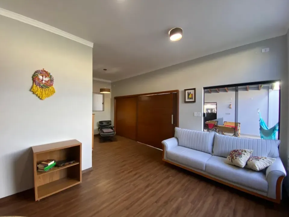 Casa 3 dormitórios para Venda em Presidente Prudente, Campo Bello, 3 dormitórios, 2 suítes, 3 banheiros, 2 vagas — foto 5