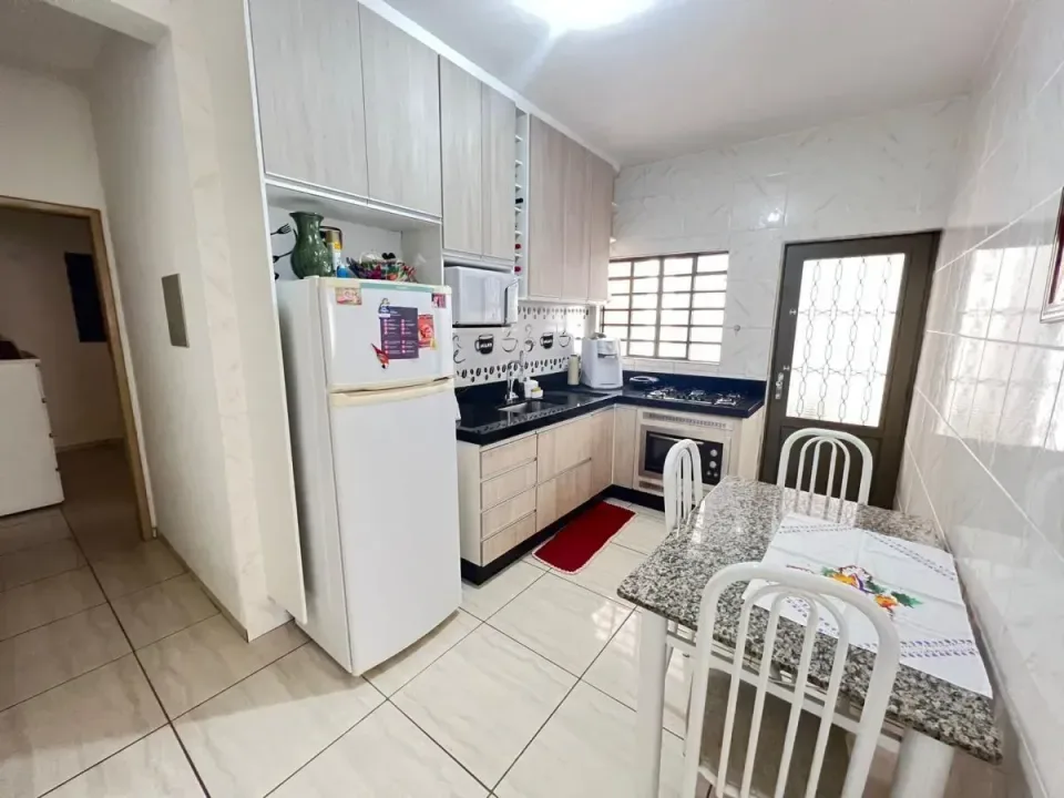 Casa 3 dormitórios para Venda em Presidente Prudente, ANITA TIEZZI, 3 dormitórios, 1 suíte, 3 banheiros, 2 vagas — foto 3