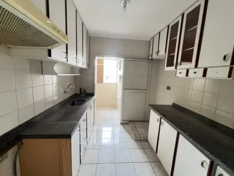 Apartamento 3 Quartos para Venda em Presidente Prudente, SAO JUDAS, 3 dormitórios, 1 banheiro, 1 vaga