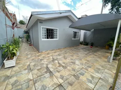 Casa 2 dormitórios para Venda em Presidente Prudente, BRASIL NOVO, 2 dormitórios, 1 banheiro, 2 vagas