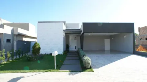 Casa 3 dormitórios para Venda em Presidente Prudente, SOLARES, 3 dormitórios, 1 suíte, 3 banheiros, 2 vagas