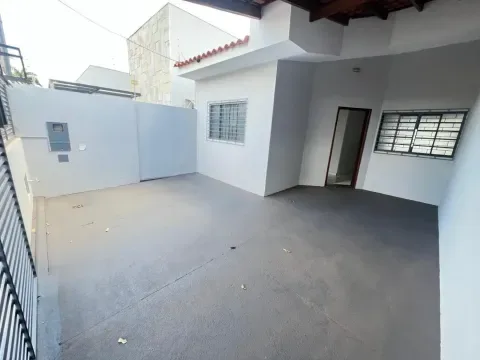 Casa 2 dormitórios para Venda em Presidente Prudente, São Lucas, 2 dormitórios, 1 suíte, 2 banheiros, 2 vagas