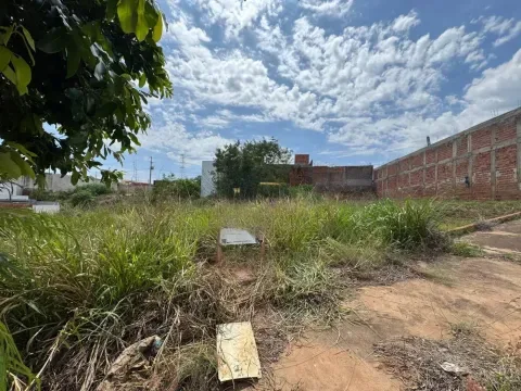 Terreno Ideal para Construir no Jardim Vista Bonita!