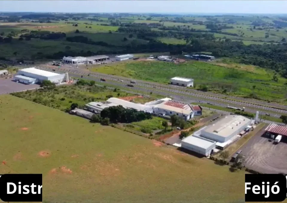 Terreno Amplo em Regente Feijó: Oportunidade Imperdível! — foto 5