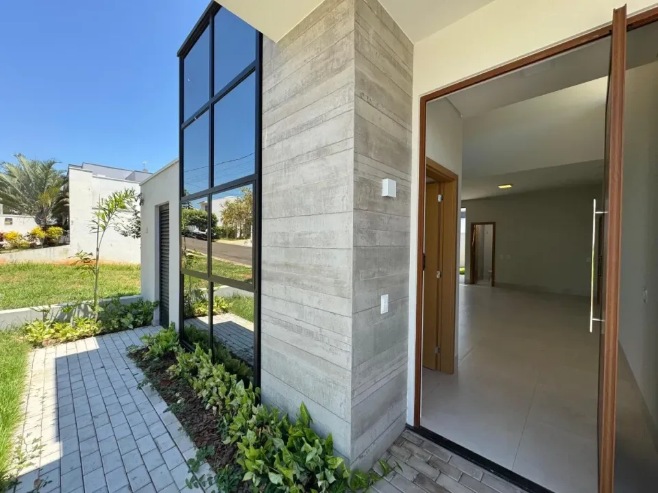 Luxuosa Casa em Condomínio com 3 Suítes à Venda! — foto principal