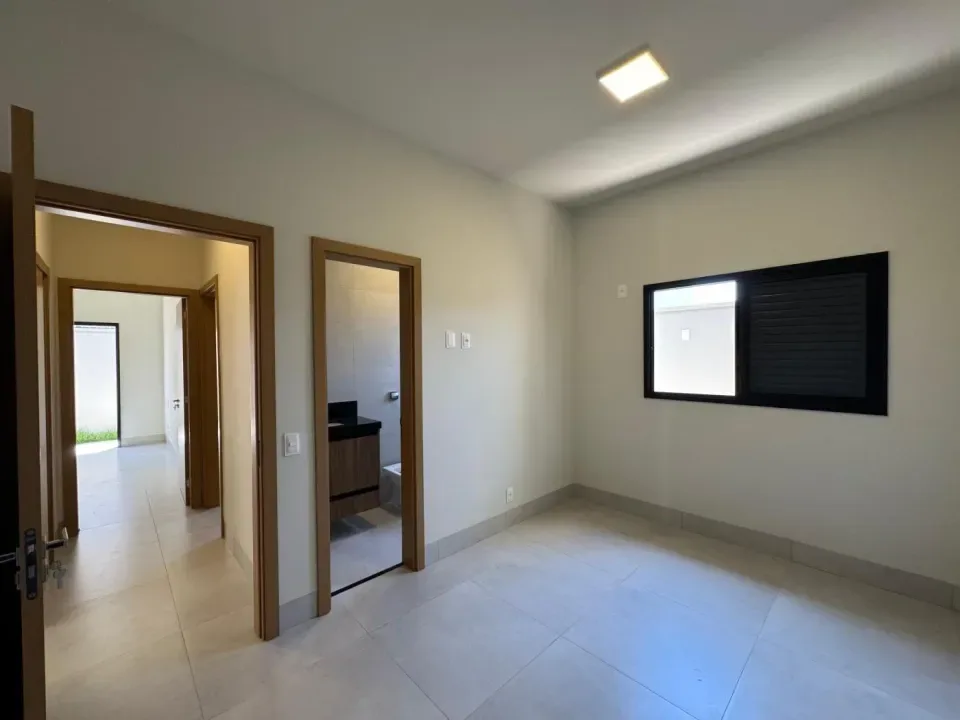 Luxuosa Casa em Condomínio com 3 Suítes à Venda! — foto 3