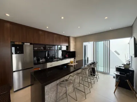 Casa em Condomínio Ecoville 3 Quartos 1 Suíte