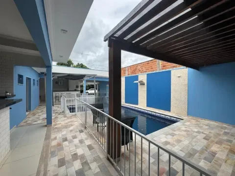 Conforto e Lazer: Casa com Piscina na Rotta do Sol