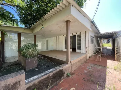 Casa Espaçosa à Venda na Vila Machadinho - Oportunidade!