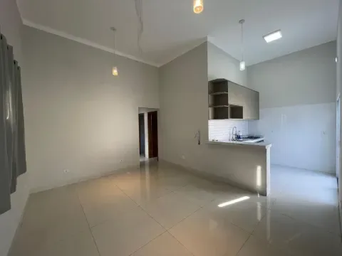 Casa Moderna com Suíte e 3 Vagas na Rotta do Sol para Venda