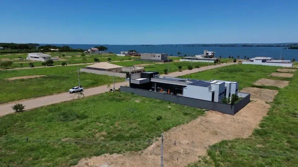 Terreno Espaçoso em Condomínio no Bela Vista, Panorama — foto 2